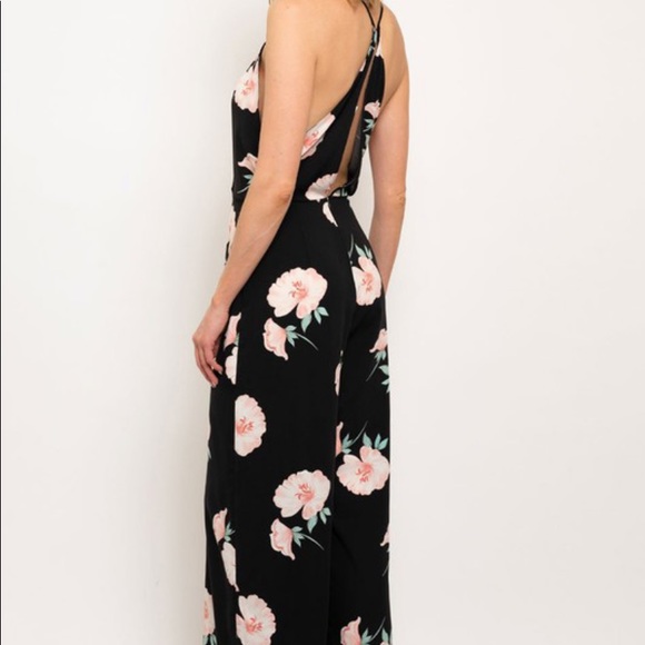 Floral Romper - Picture 6 of 7